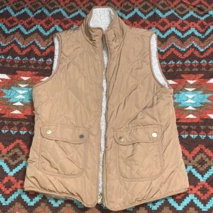 Reservable Vest